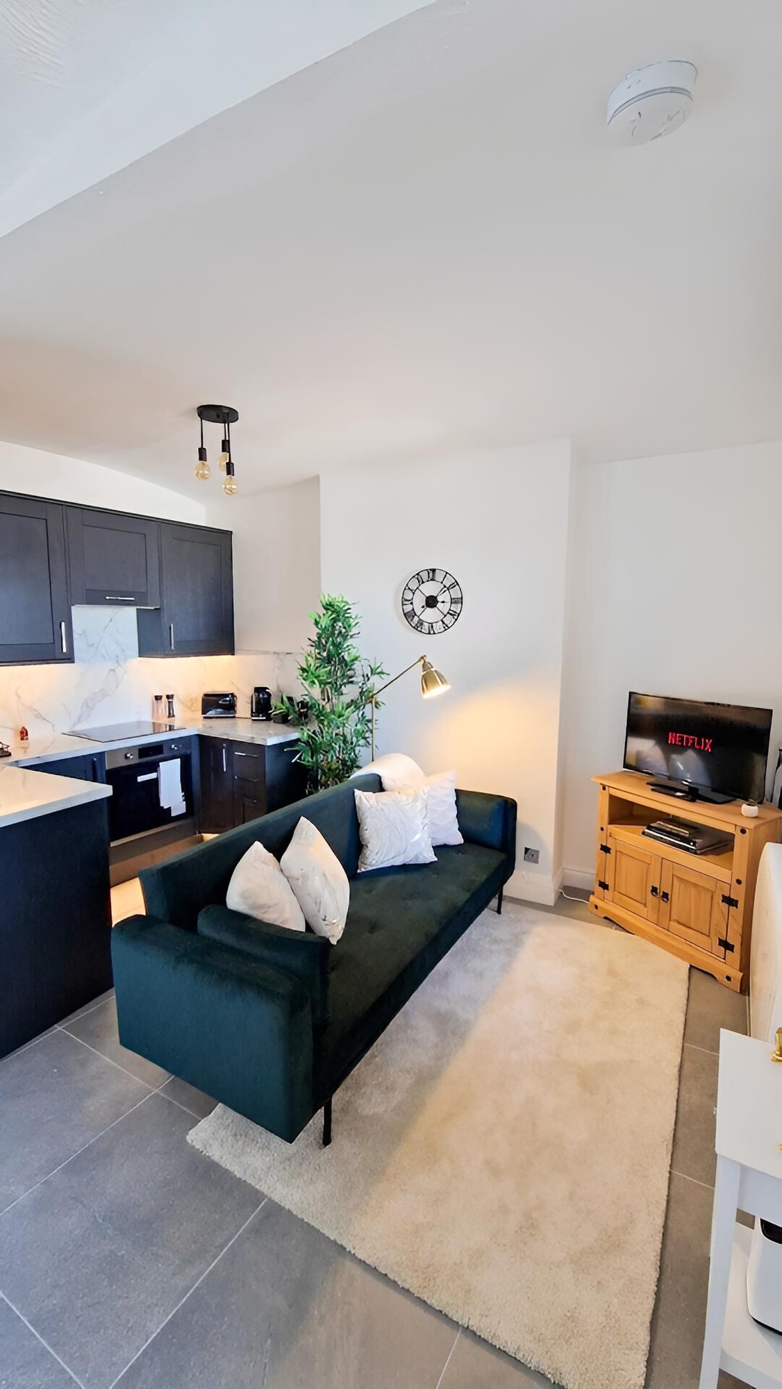 Cosy & Stylish Studio Hideaway in Brighton's Heart view 2
