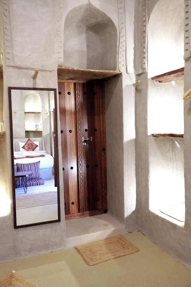 Bait Al Muallem by Nomad Inn