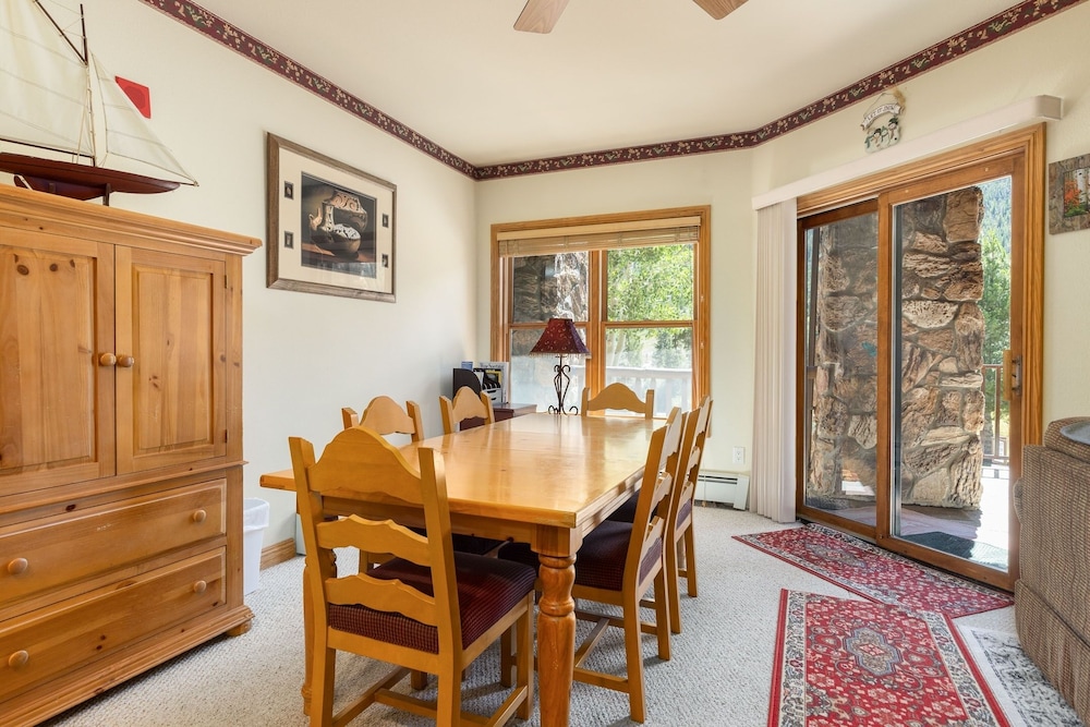 5949 Hidden River Lodge 3 Bedroom Condo by RedAwning
