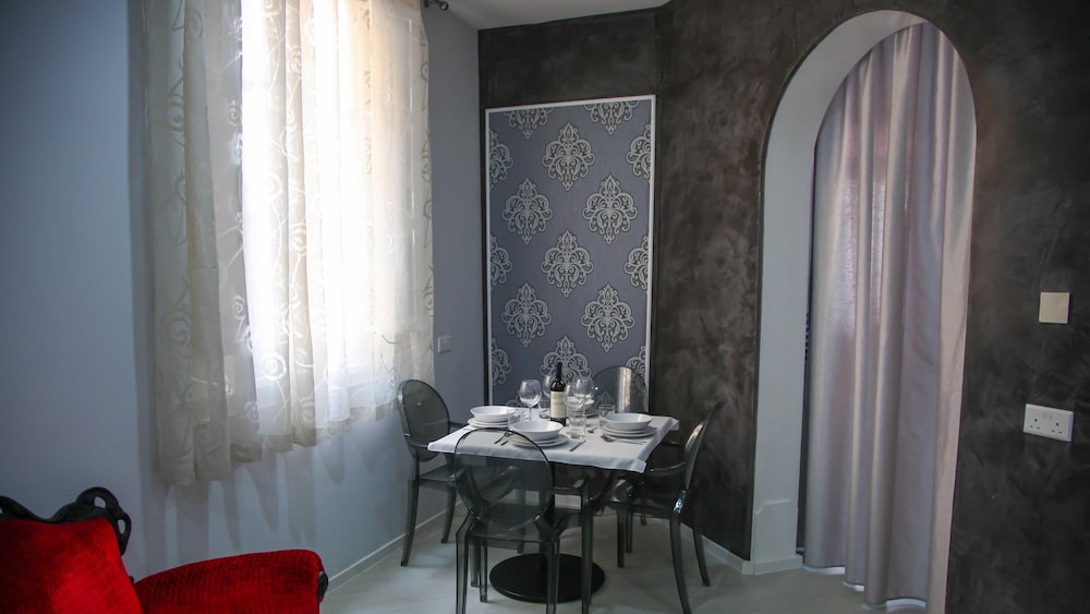 IPrime Suites