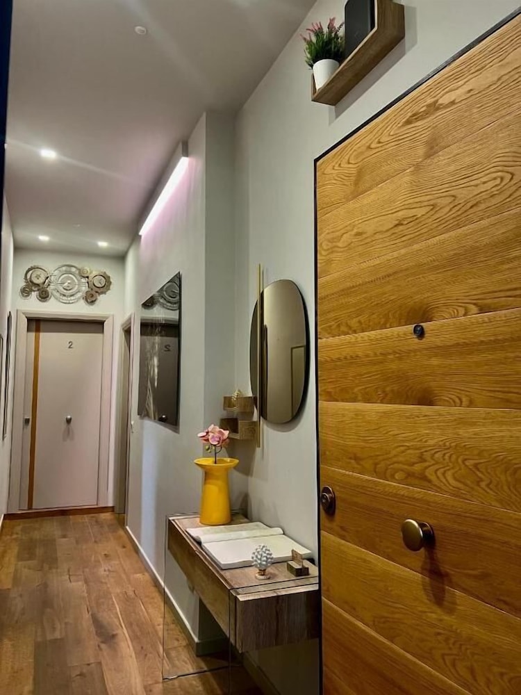 Atenea Palace Luxury Rooms