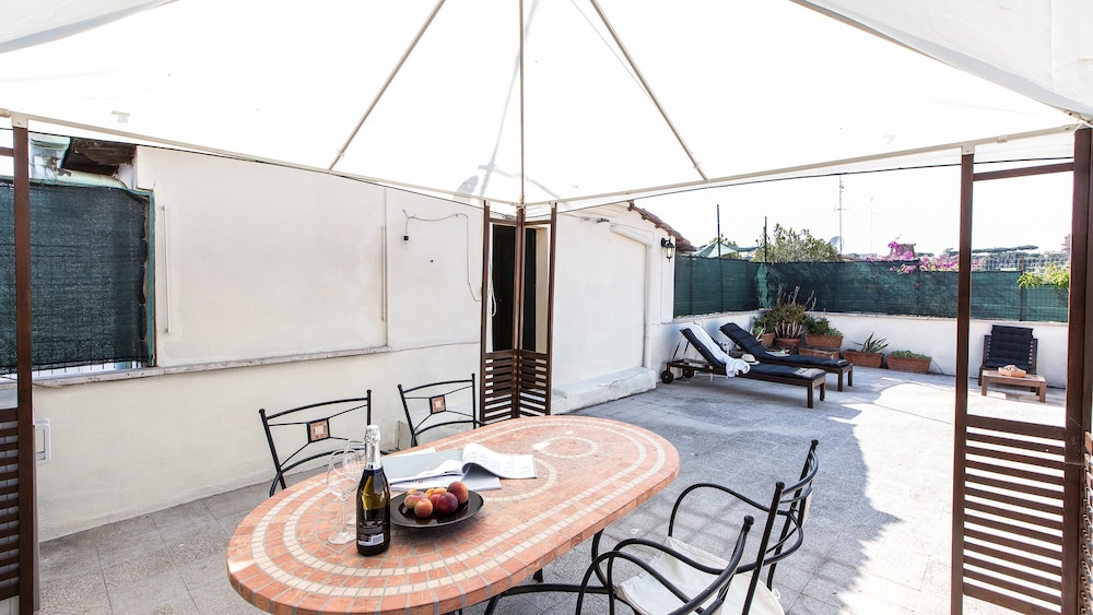 Rental In Rome St. Peter's View Terrace