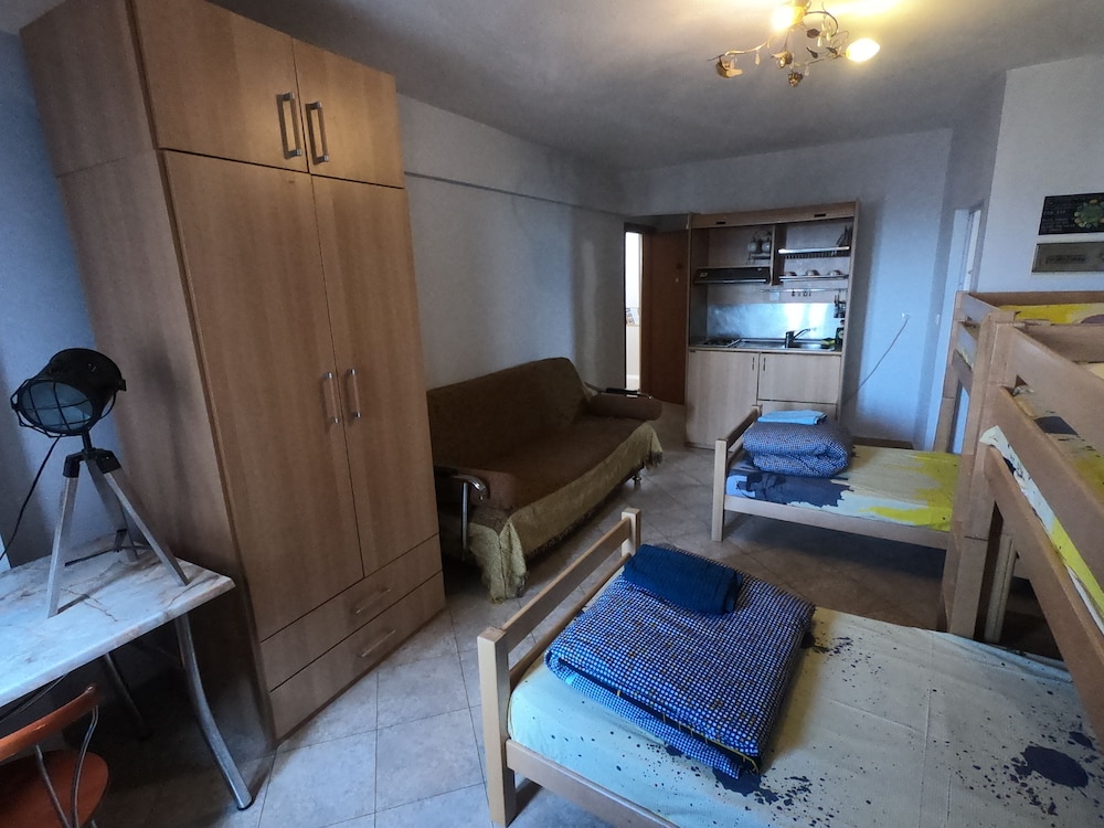 Arabas - Hostel