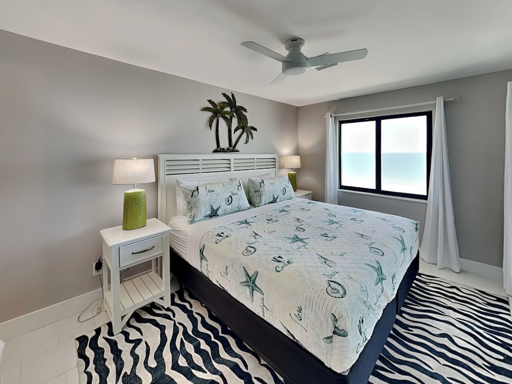 Seaside 5 by Distinctive Beach Rentals