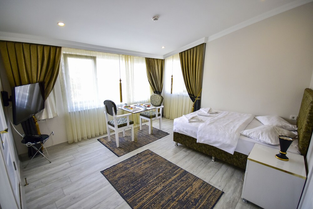 Loca Suit Otel - Image 19