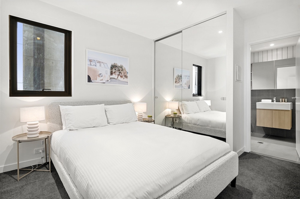 Stylish 2-bed Apartment With Stunning City Views