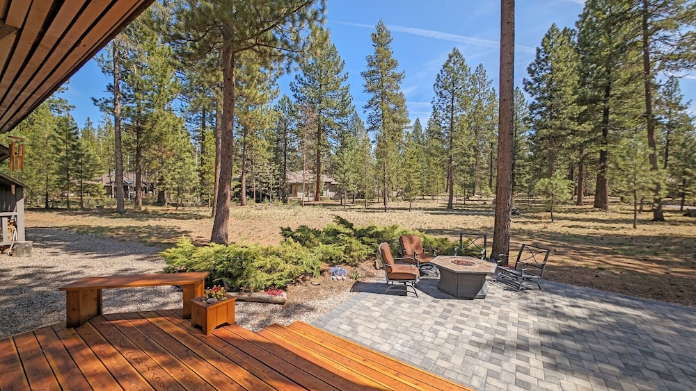 Pine Cone 3 6 Bedroom Home