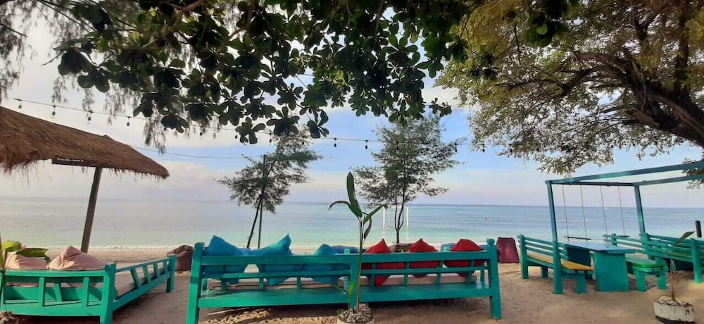 Pelangi Cottages and Restaurant