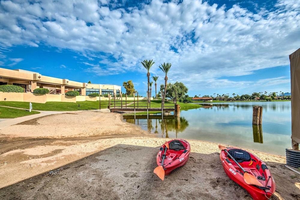 3 Mi to Old Town: Scottsdale Condo w/ Pool & Lake view 5