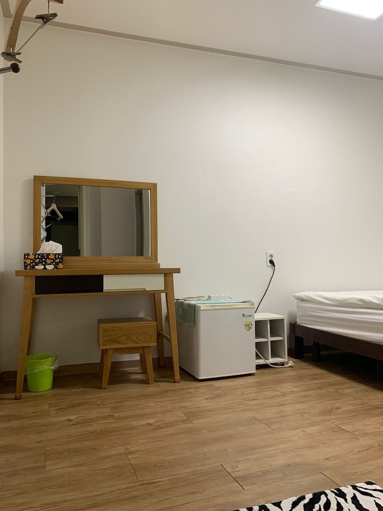 Hamory Guesthouse