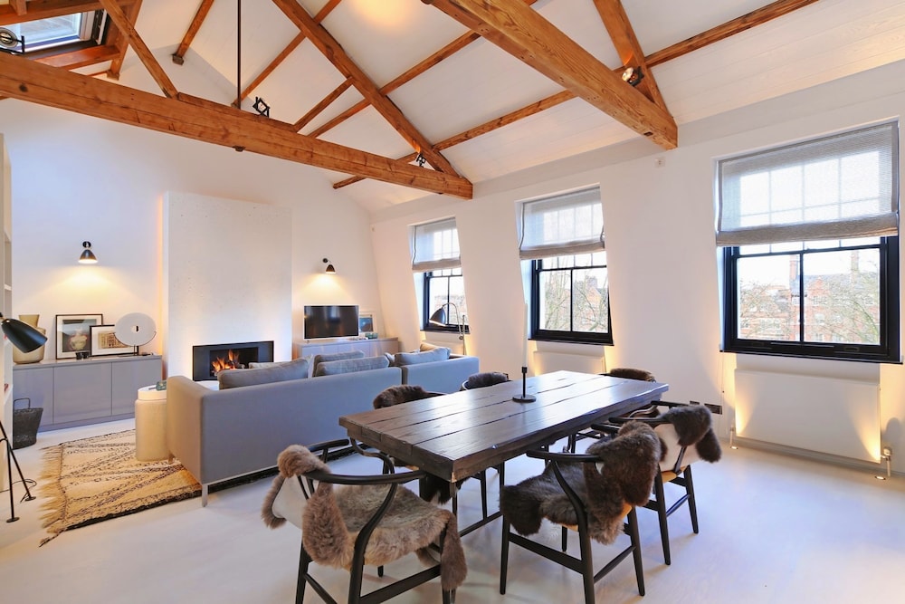 Super Premium - Cadogan Square 3 Bedroom Apartment