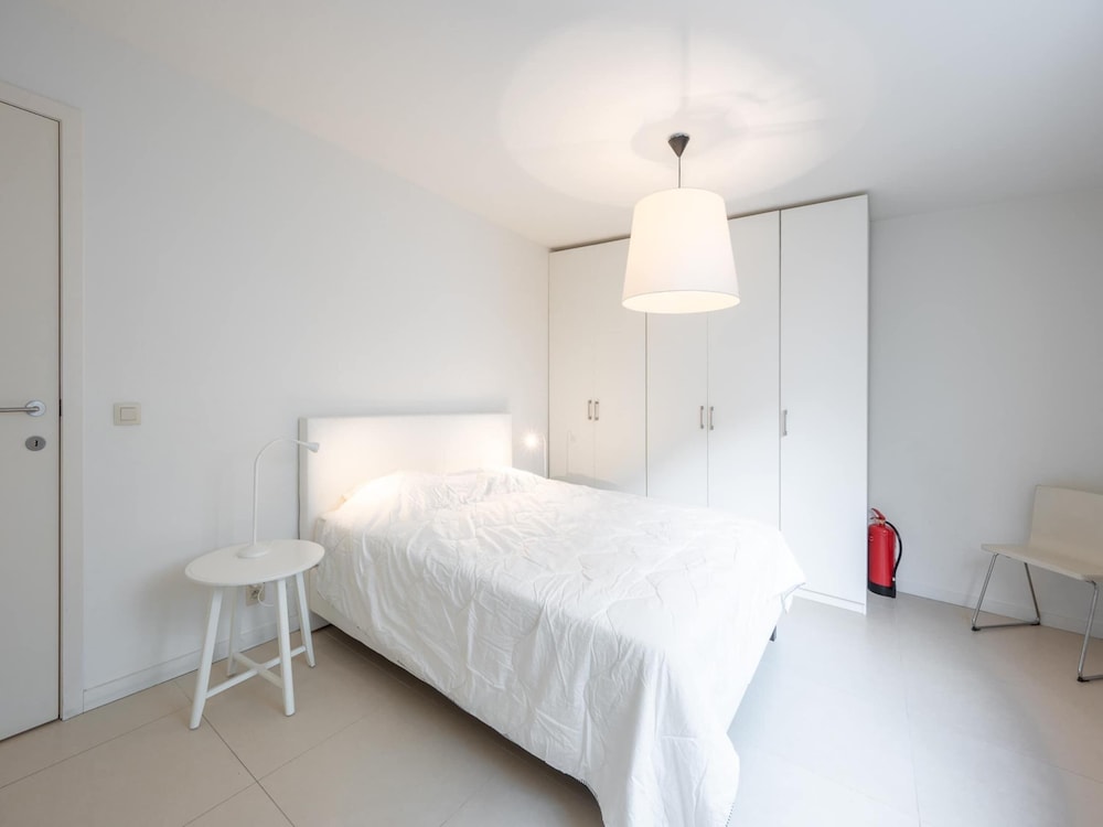 Apartment in Heist Near the Beach