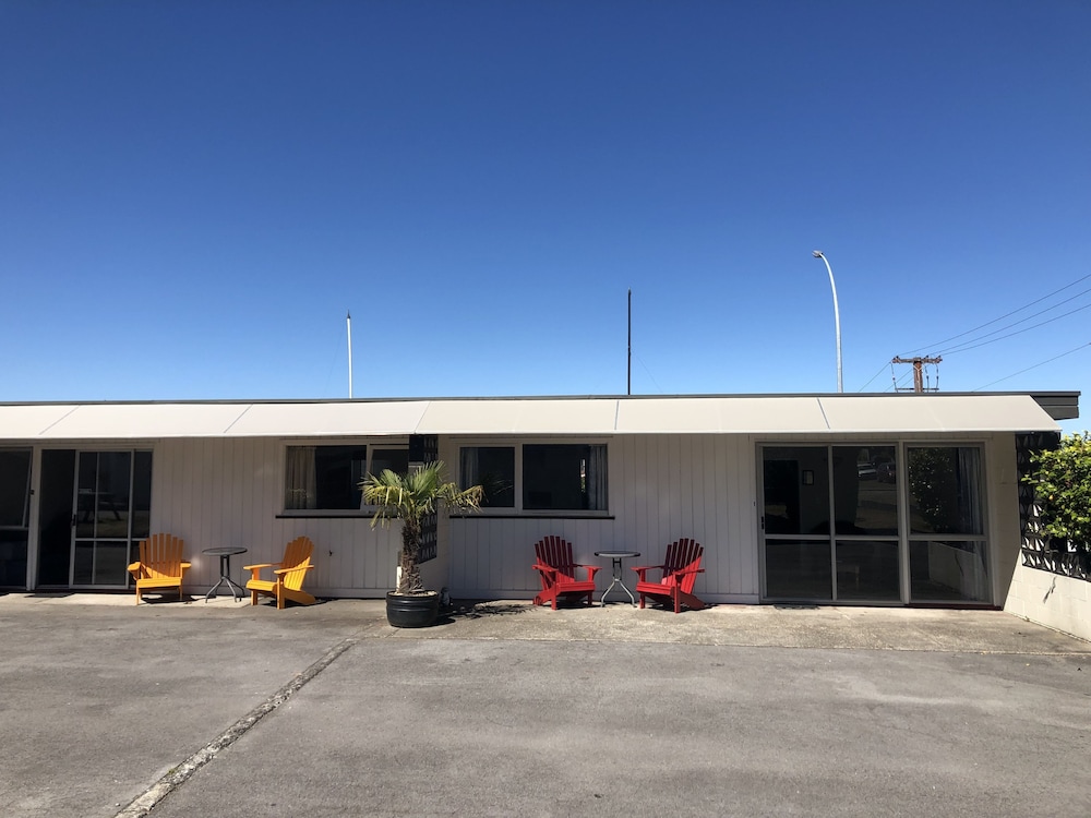 Adelphi Motel