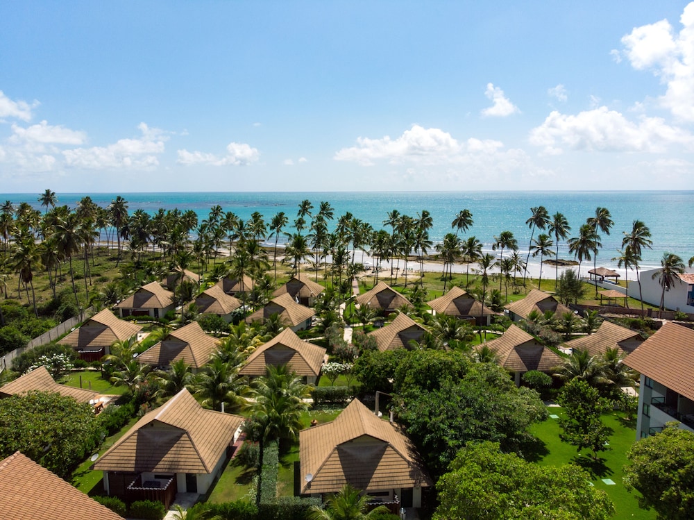 Flats no Carneiros Beach Resort