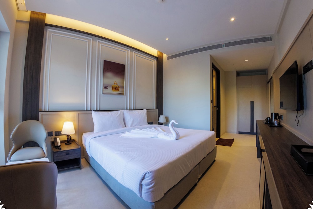 CherryLoft Luxury Resort