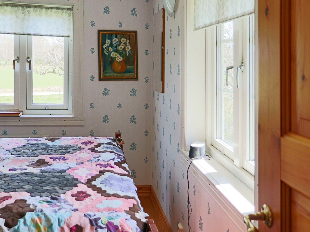 6 Person Holiday Home in Varobacka view 3