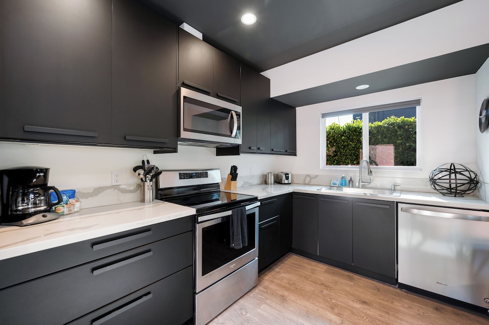 The Gower Street Bungalows by AvantStay