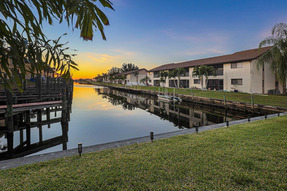 Cape Coral Duplex: Pool, Hot Tub, & Sunrise Views
