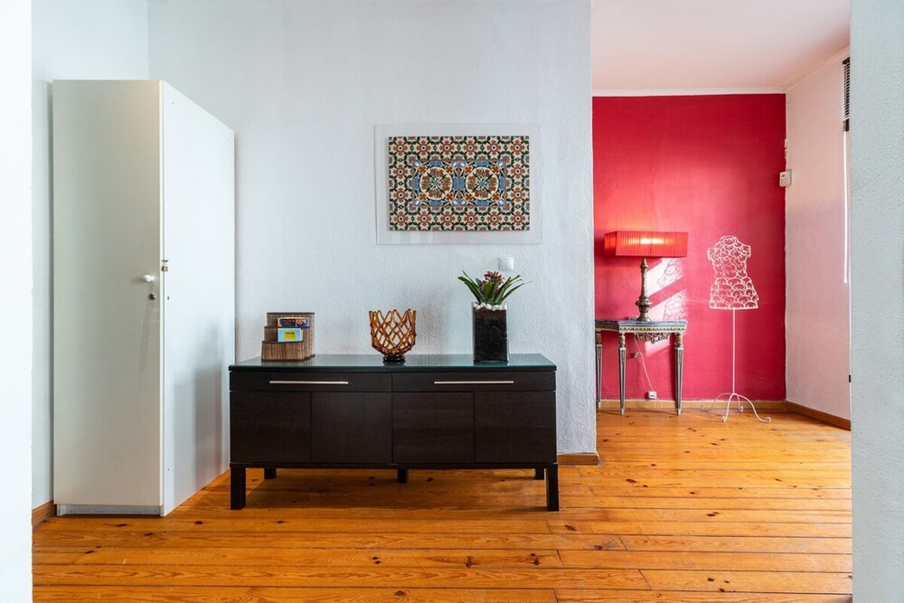 Charming 2 Bedroom Apartment Next to Praça da Figueira view 4