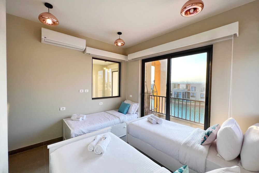 Xuru Stays I Eclectic 2 BDR Twin House @ Tawila El Gouna