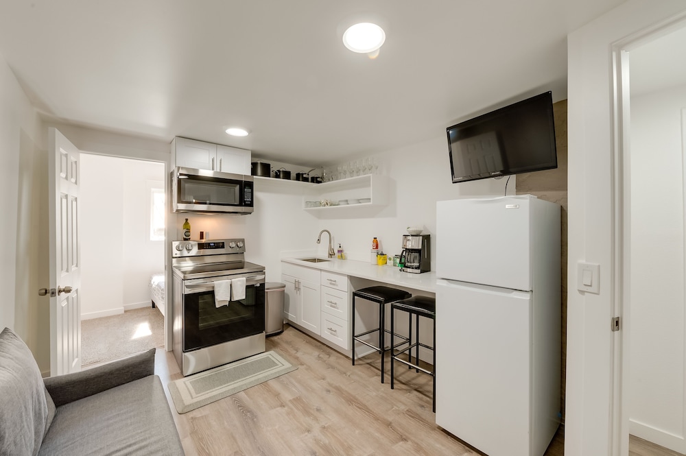 Juneau Vacations - Apartment Near Juneau Downtown Historic District - Property Image 13