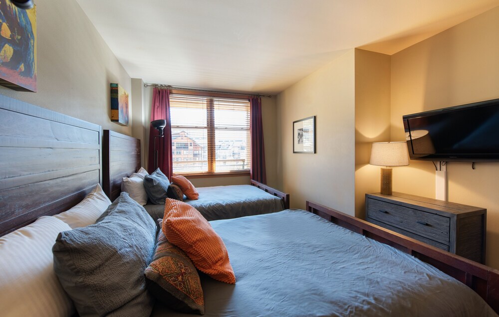 Winter Park Resort Lodging - Zephyr Mountain Condos
