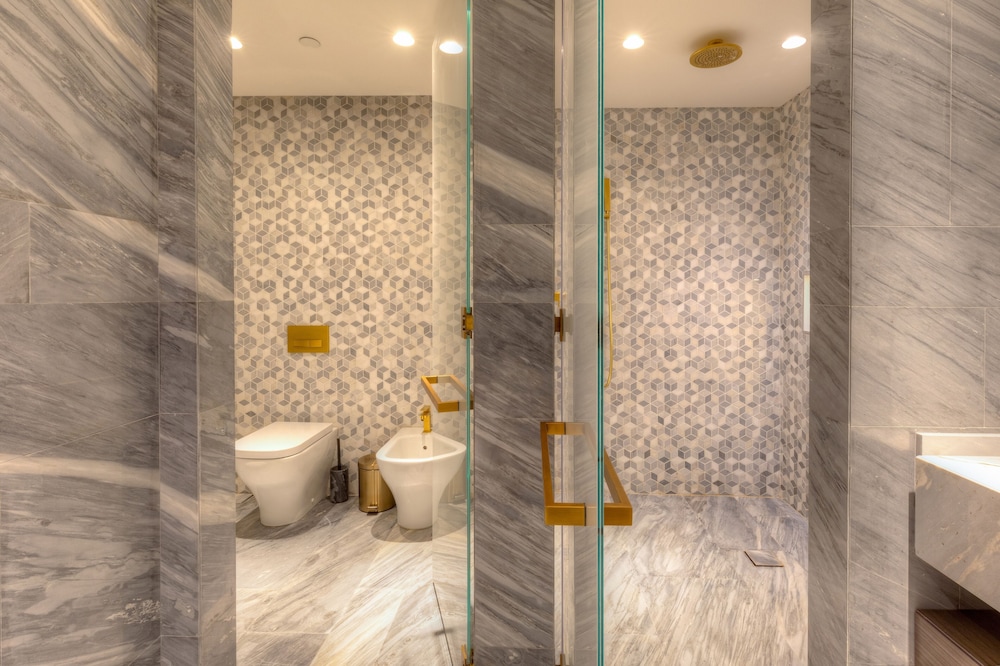 EDEN'S Homes & Villas - FIVE Residences