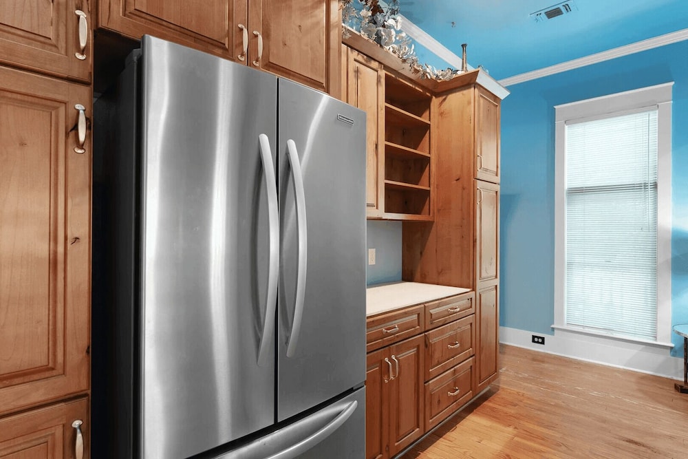 30A Grayt'n Greatful by Avantstay Charming Home+cottage, Walk to Western Lake