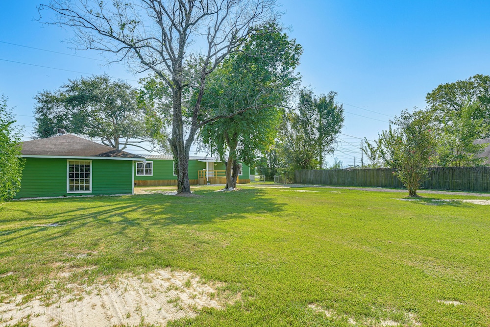 'crosby Huffman Hideaway' Serene Escape w/ Yard
