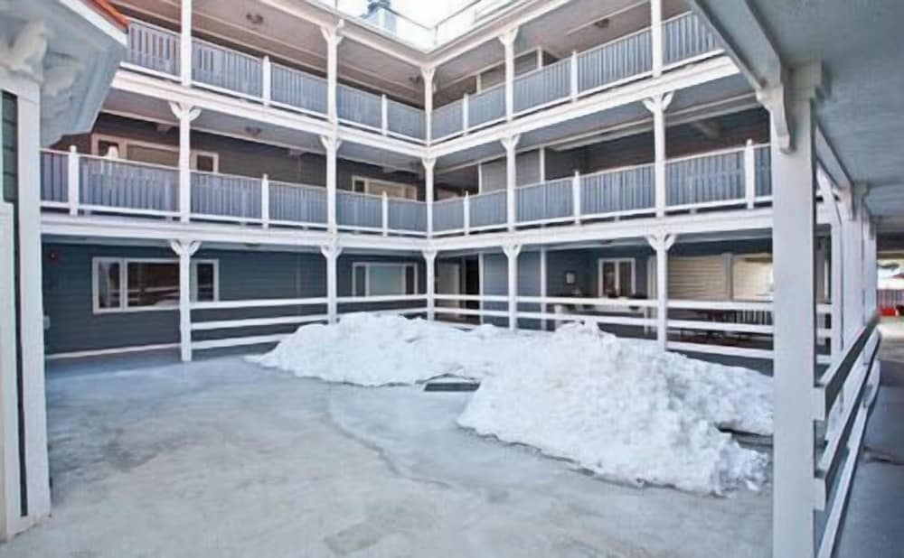 Park City Condo with 6 beds, 3 bedroom, 3 bath, 4 min to ski, 2 min to Sundance HQ