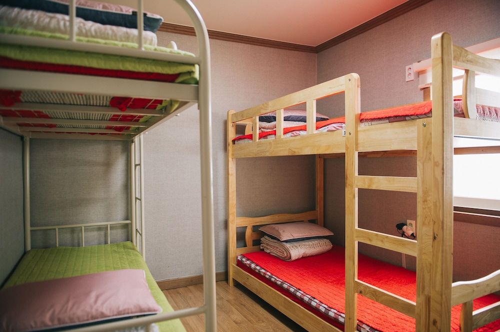 We Guest House - Hostel