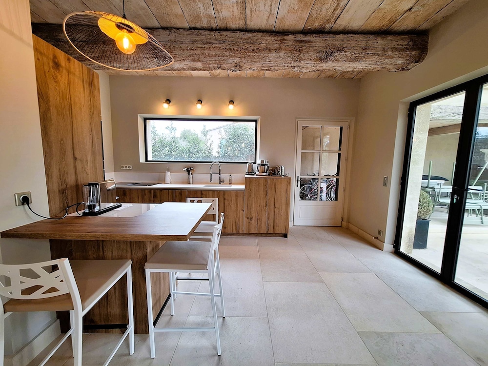 Villa Sorella Your Provencal Escape in the Heart of the Alpilles