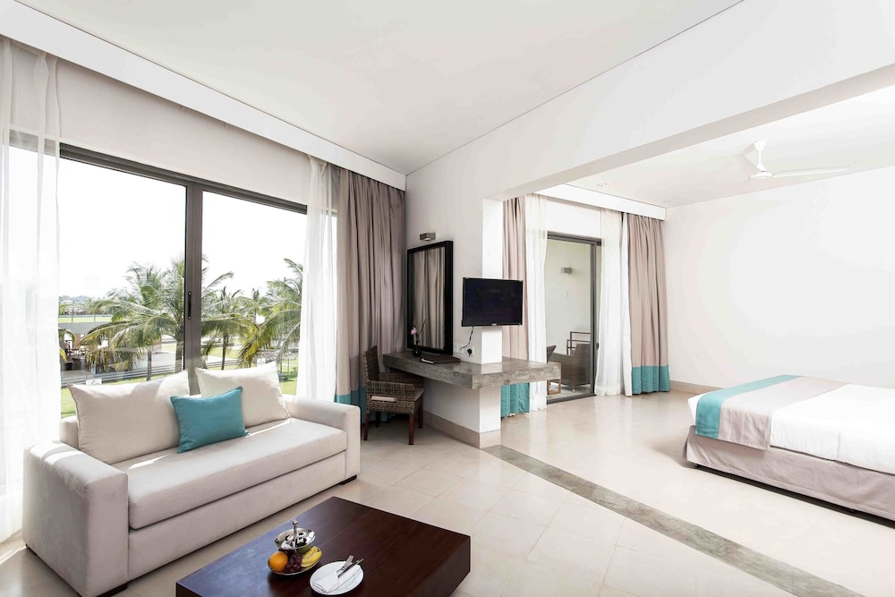 Amaya Beach Pasikudah