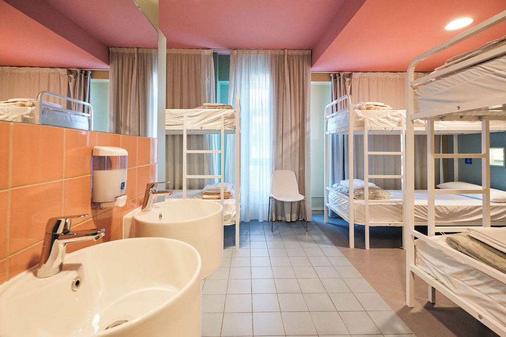 Loop INN Hostel Santiago de Compostela
