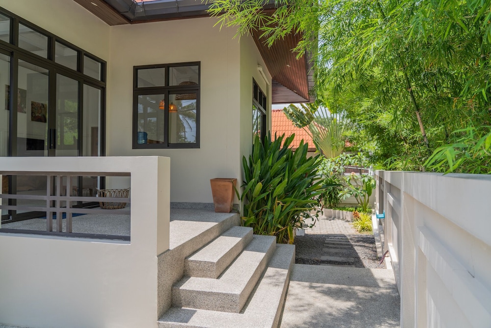 THALEMAAN POOL VILLA view 4