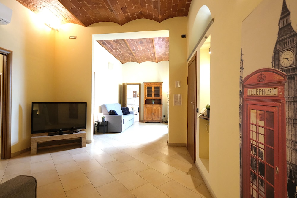 Wine Apartments Florence Barbaresco