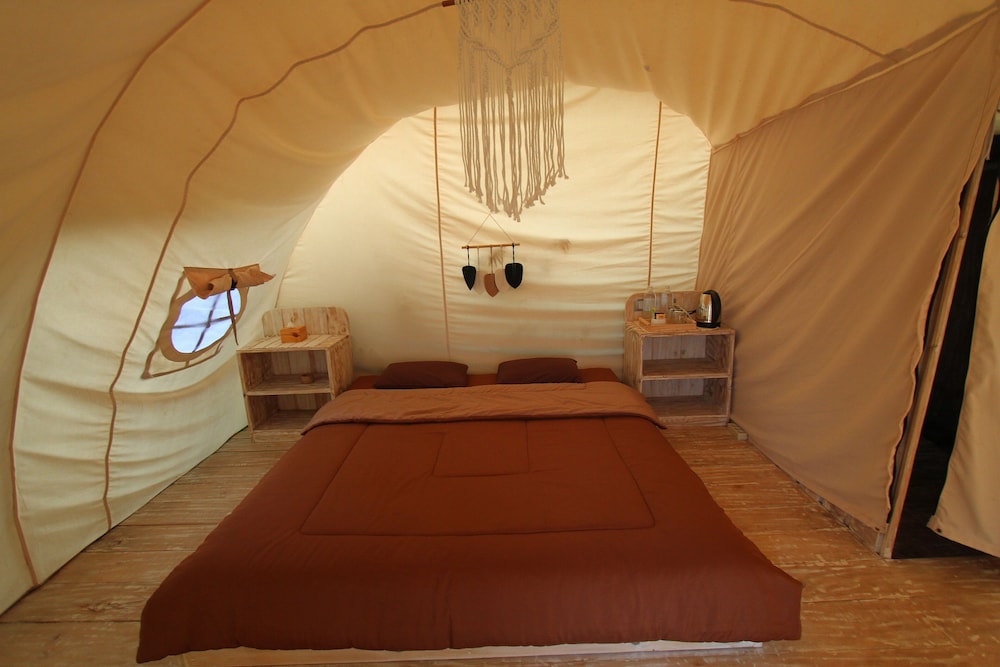 Cimon Urban Camp view 5