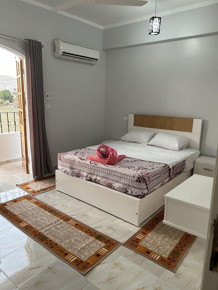 Lemon Tree Guest House and Swimming Pool view 4