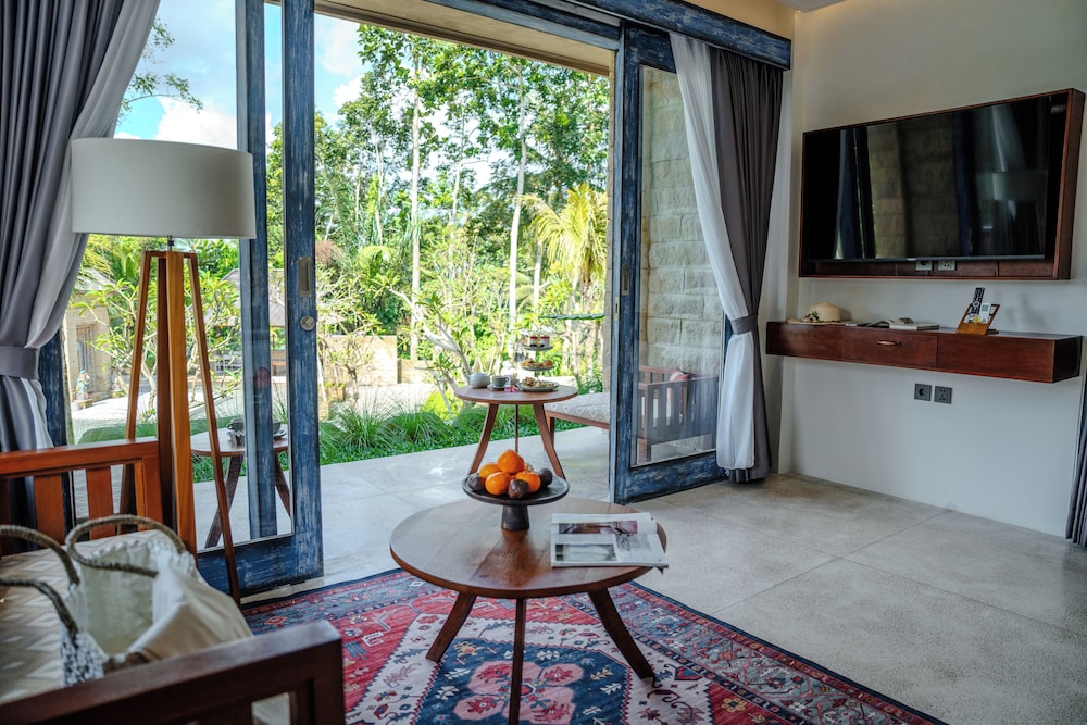 Hoshi Jungle Resort by Dhananjaya Hospitality