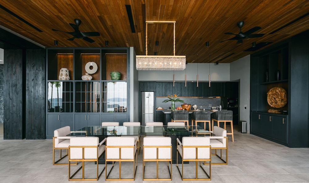 Villa Vista - Ultra-Luxury Private Villa