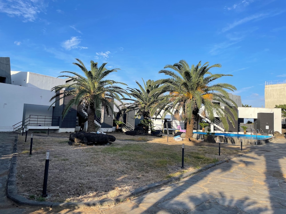 Yegerina Resort