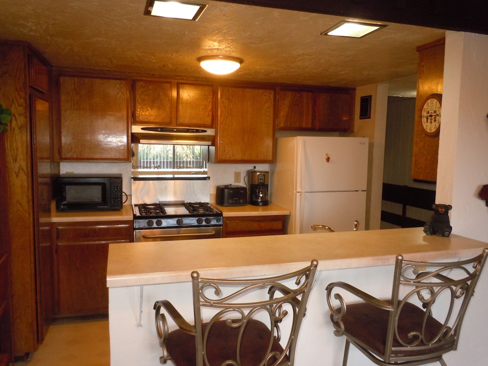 Snow Summit Townhouse Rentals & Sales
