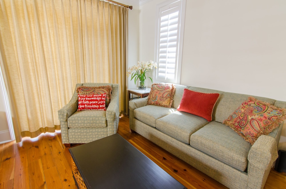 3 BR Beach Houses 25th Ave. South Ocean Blvd