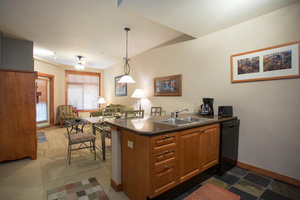 Eagle Springs West Condos - Solitude UT