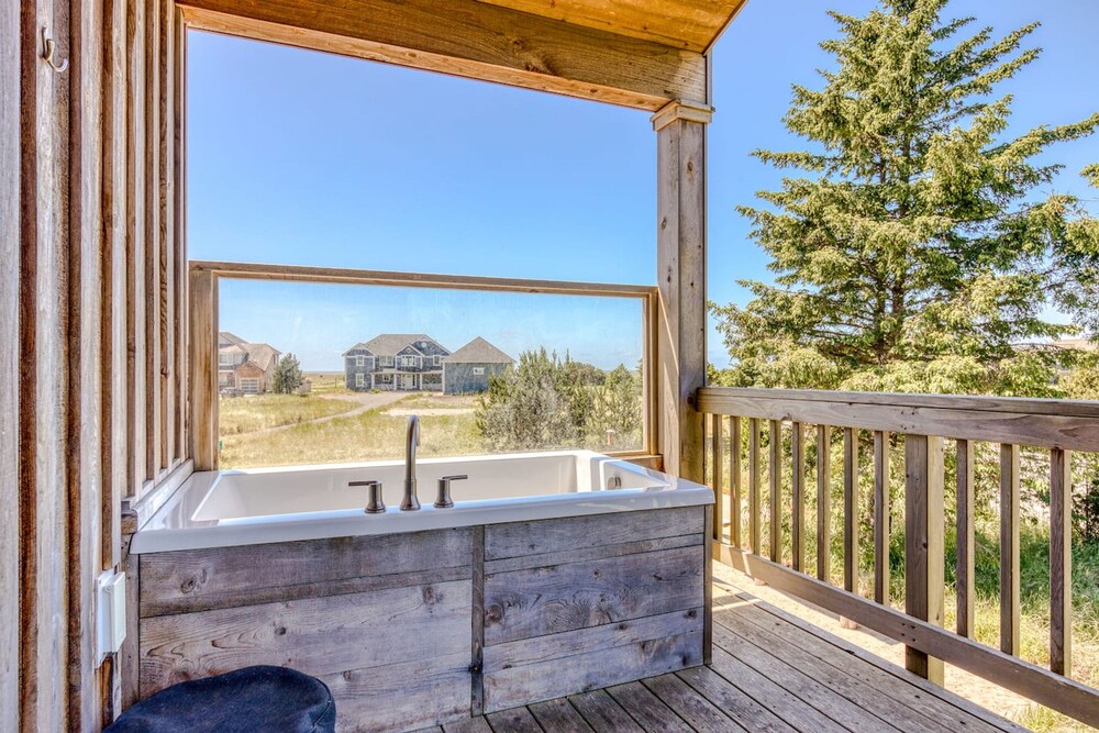 Gated Community Ocean View Hot Tub Peerless Game Room Wifi 600 35