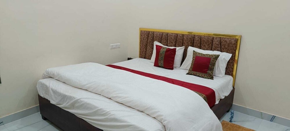 Mahalaxmi Guest House