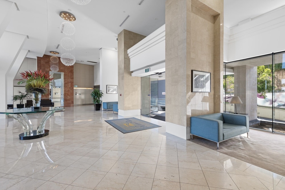 Stylish Brisbane City Stay With Bbq, Pool & Gym