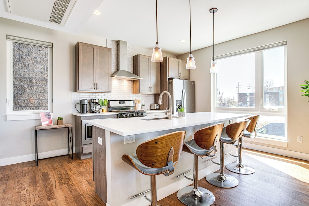 Walk to Mile High Stadium: Modern Denver Townhome