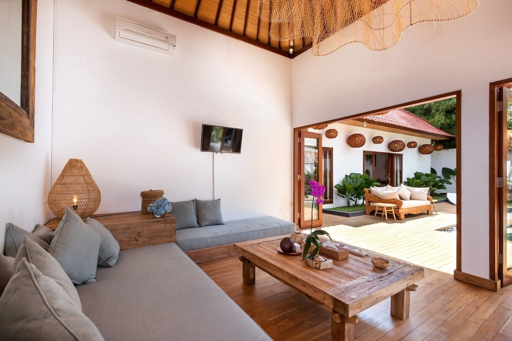 Villa Makasih