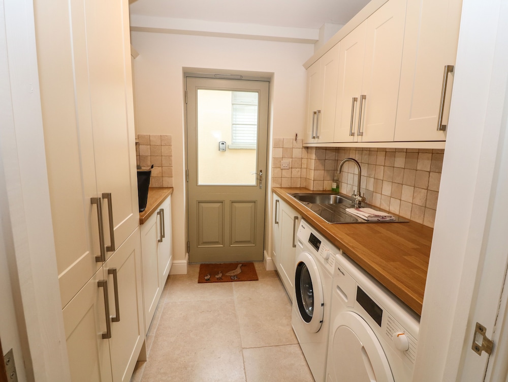 Tawny Cottage